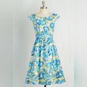 Emily and Fin/Modcloth Day After Day Dress (Small/UK10)